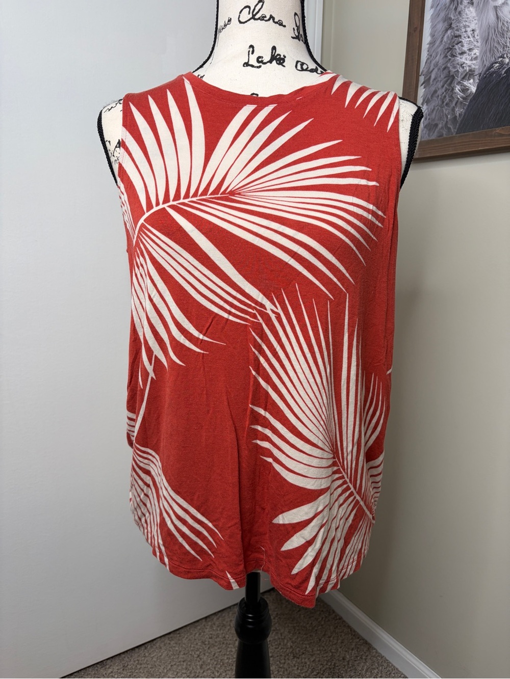 Nine West Red and White Palm-Print Sleeveless Top